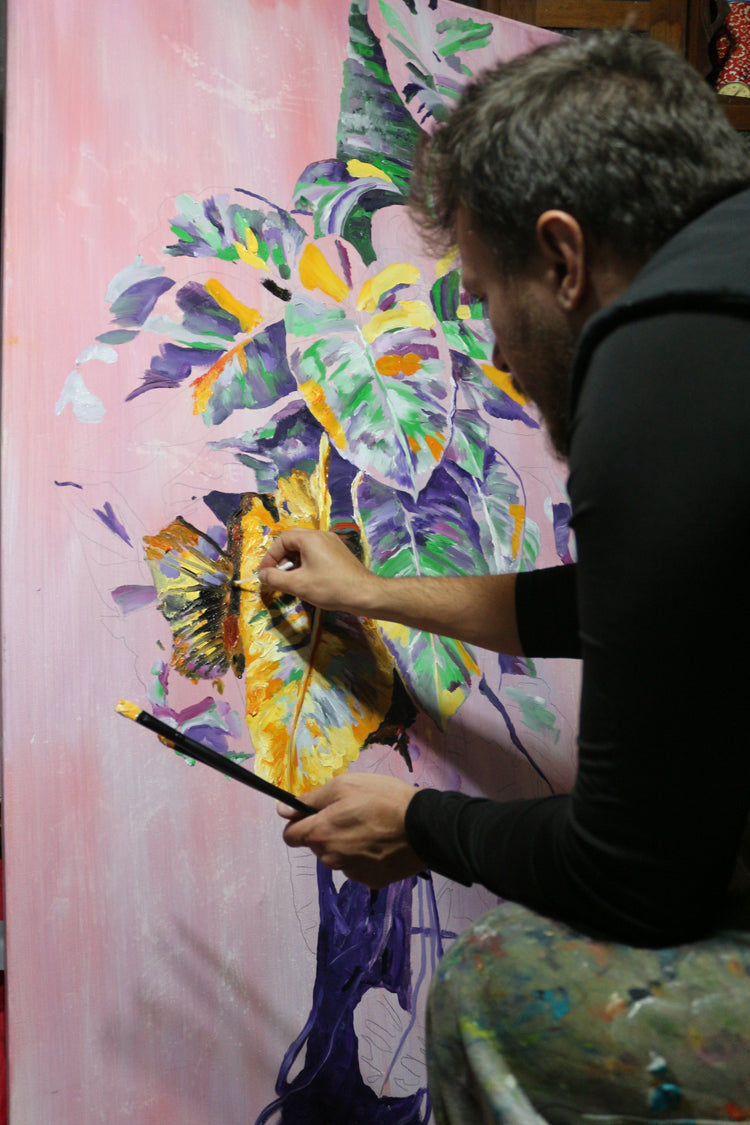 
Dominic Virtosu painting the artwork "Jungle" in the winter between 2018 and 2019 in his country-side studio in Romania.