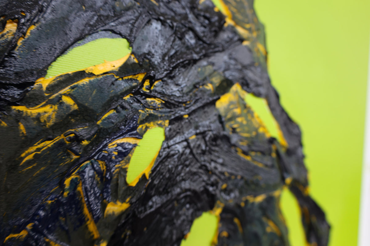 
Monstera on Green by Dominic Virtosu: original work, 130x100cm / 51.18x39.3 in, oil and spray paint on canvas, 2022 (view 4)