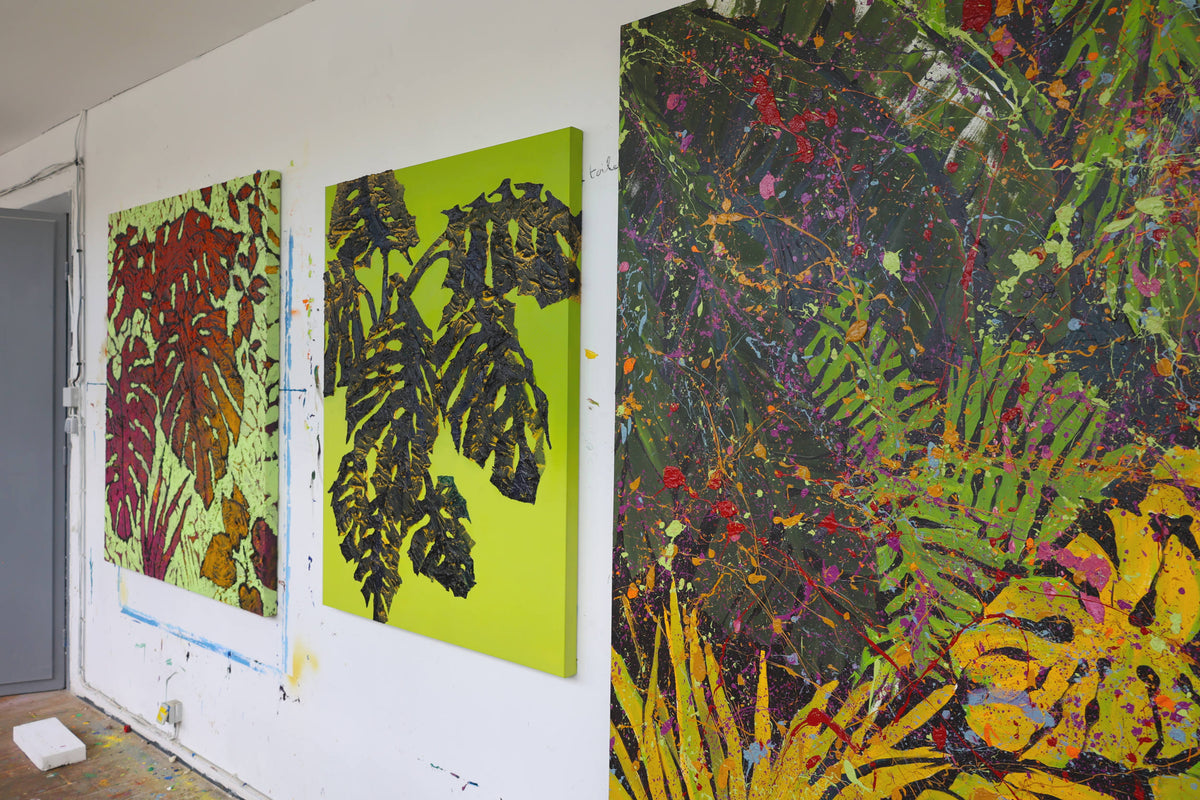 
Monstera on Green by Dominic Virtosu: original work, 130x100cm / 51.18x39.3 in, oil and spray paint on canvas, 2022 (view 11)