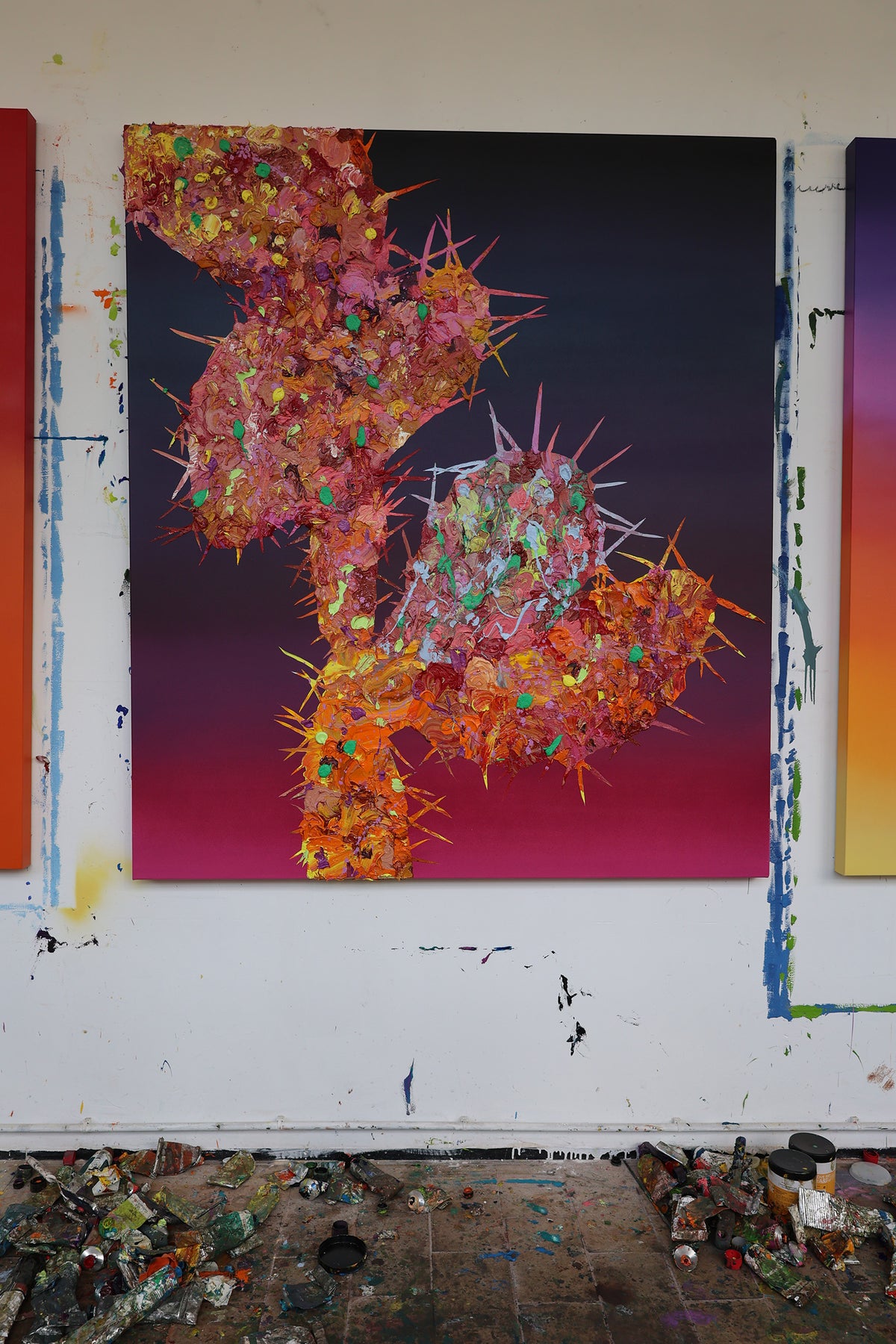 
Spikes of Love by Dominic Virtosu: original work, 150x130cm / 59.06x51.18 in, oil and spray paints on canvas, 2022 (view 6)