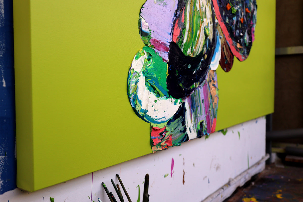 
Succulent Giant by Dominic Virtosu: original work, 180x150cm / 70.8x59.5 in, oil and spray paint on canvas, 2022 (view 16)