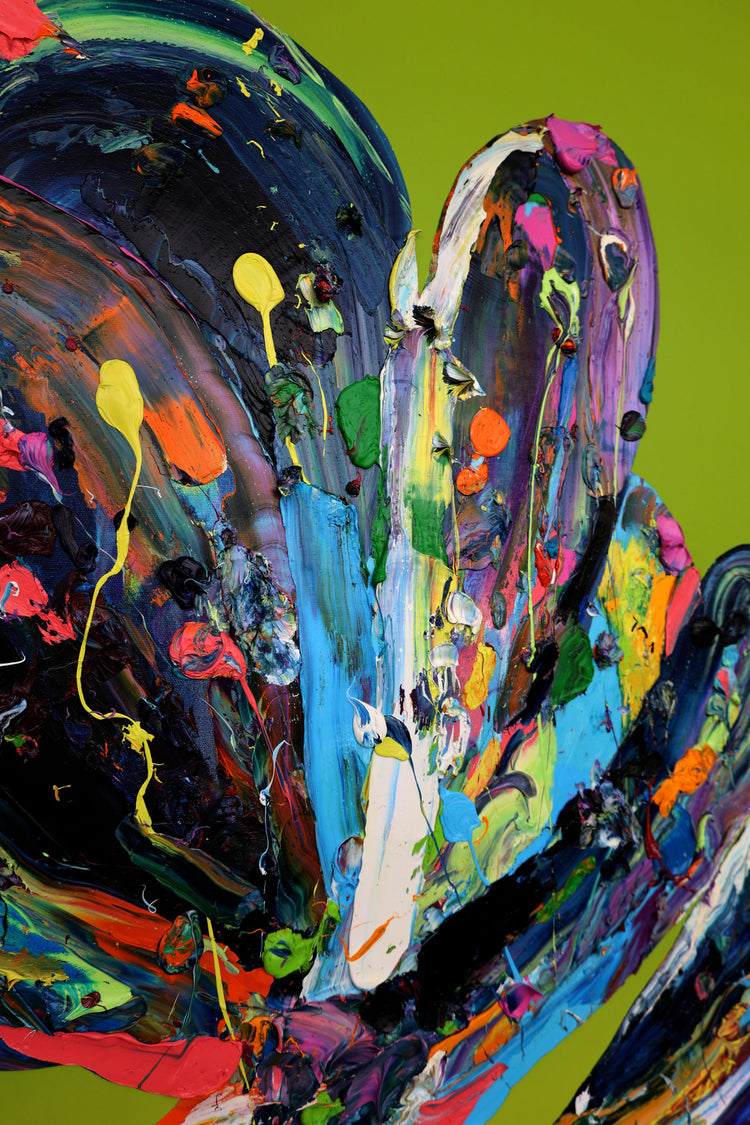 
Succulent Giant by Dominic Virtosu: original work, 180x150cm / 70.8x59.5 in, oil and spray paint on canvas, 2022 (view 4)