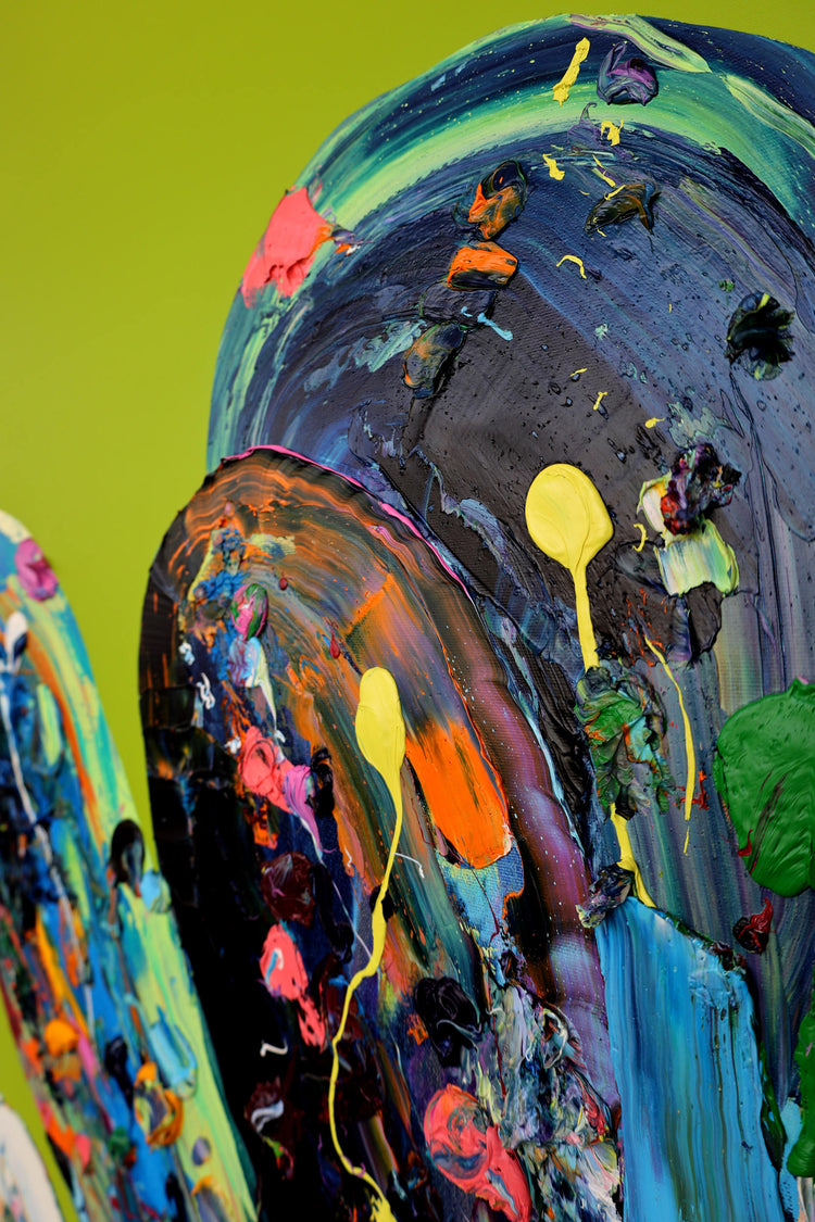 
Succulent Giant by Dominic Virtosu: original work, 180x150cm / 70.8x59.5 in, oil and spray paint on canvas, 2022 (view 6)