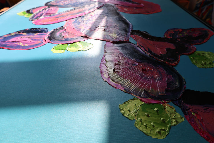 
Satin Beauty by Dominic Virtosu: original work, 130x100cm / 51.18x39.3 in, oil on canvas, 2022 (view 7)